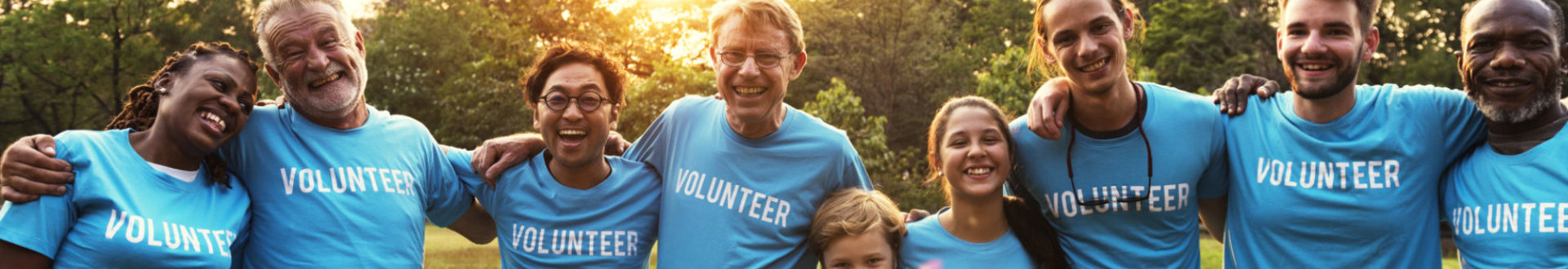 volunteer people smiling